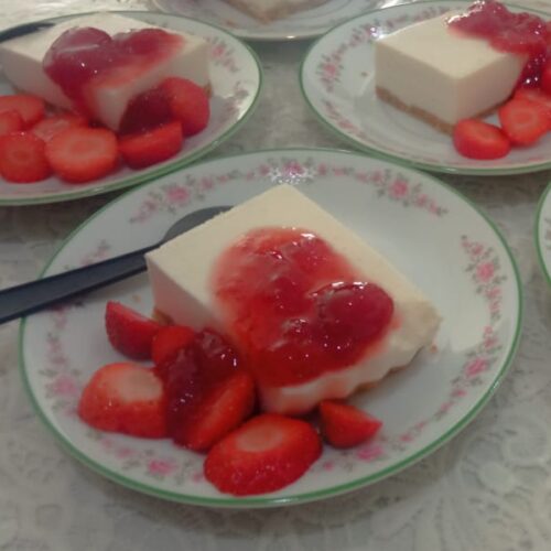 No Bake Strawberry Cheesecake